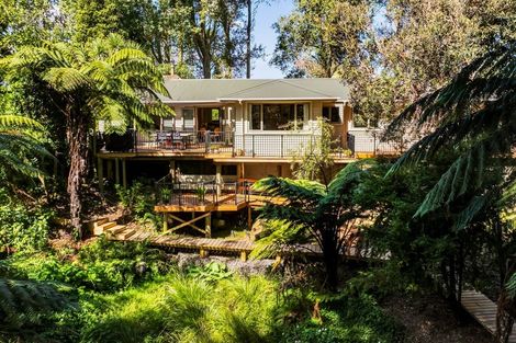 Photo of property in 32 Wynyard Street, Normanby, Hawera, 4614