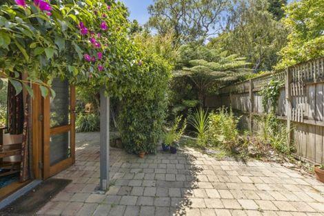 Photo of property in 5 Dalton Grove, Stokes Valley, Lower Hutt, 5019