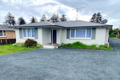 Photo of property in 4 Inverness Avenue, Hamilton East, Hamilton, 3216