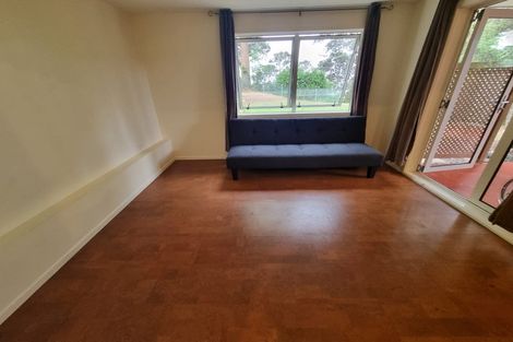 Photo of property in 2/58 Cliff Road, Torbay, Auckland, 0630