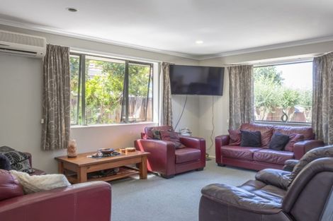 Photo of property in 15 Antrim Place, Nawton, Hamilton, 3200