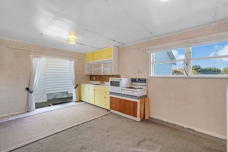 Photo of property in 80 Kahu Road, Paremata, Porirua, 5024