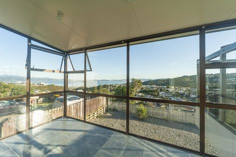 Photo of property in 46 Cypress Drive, Maungaraki, Lower Hutt, 5010