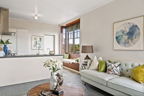 Photo of property in 13 Islington Avenue, New Lynn, Auckland, 0600