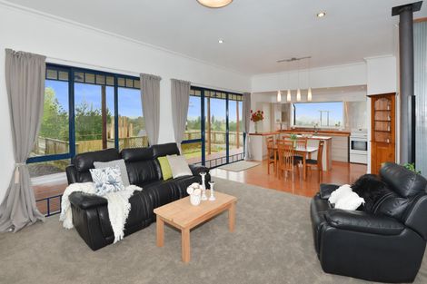 Photo of property in 2775 Paparoa-oakleigh Road, Paparoa, 0571