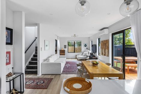 Photo of property in 27d Taipari Road, Te Atatu Peninsula, Auckland, 0610