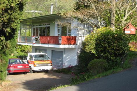 Photo of property in 60 York Street, Picton, 7220