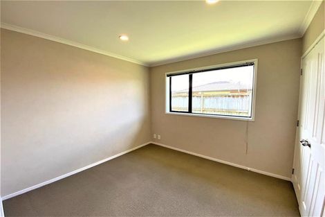 Photo of property in 487 Te Irirangi Drive, Flat Bush, Auckland, 2013