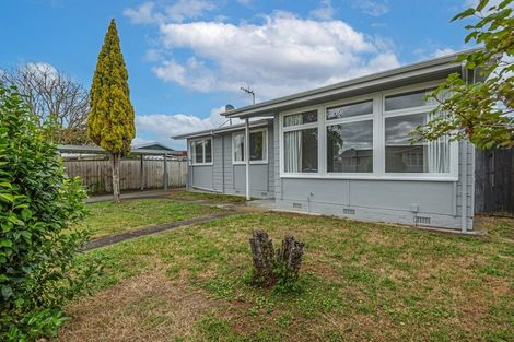 Photo of property in 2 Charwell Place, Highbury, Palmerston North, 4412