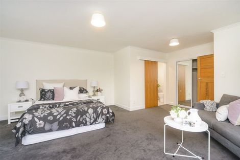 Photo of property in 30 Lyndhurst Street, Takaro, Palmerston North, 4412