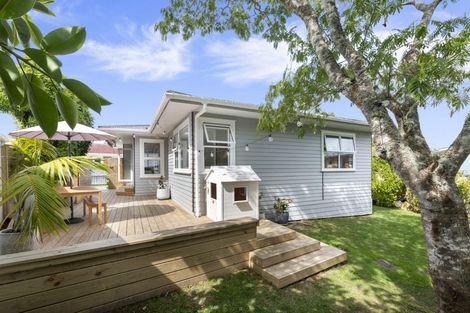 Photo of property in 1/24a Wolsley Avenue, Milford, Auckland, 0620