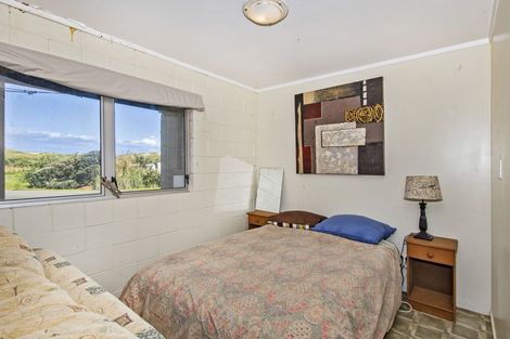 Photo of property in 33 Omamari Beach Road, Omamari, Dargaville, 0373