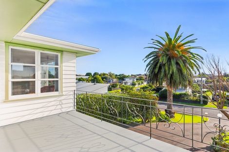 Photo of property in 52 Kiwi Road, Raumati Beach, Paraparaumu, 5032
