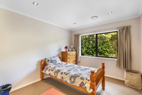Photo of property in 11a Montrose Place, Highlands Park, New Plymouth, 4312