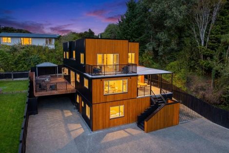 Photo of property in 99 Kaikorai Valley Road, Glenross, Dunedin, 9011