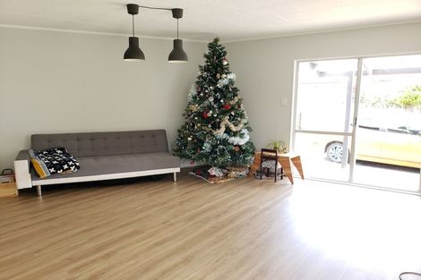 Photo of property in 13 Moonstone Grove, Birchville, Upper Hutt, 5018