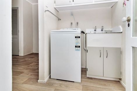 Photo of property in 1c Willis Street, Marton, 4710