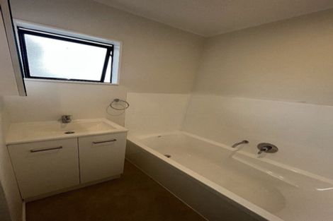 Photo of property in 1/7 Vera Road, Te Atatu South, Auckland, 0610