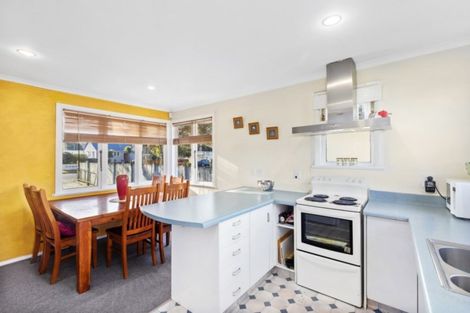 Photo of property in 20 Chapman Crescent, Naenae, Lower Hutt, 5011