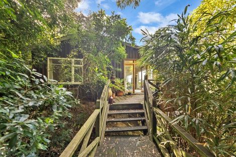 Photo of property in 1077 Dyers Pass Road, Governors Bay, 8971