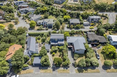 Photo of property in 18 Bayview Place, Cass Bay, Lyttelton, 8082