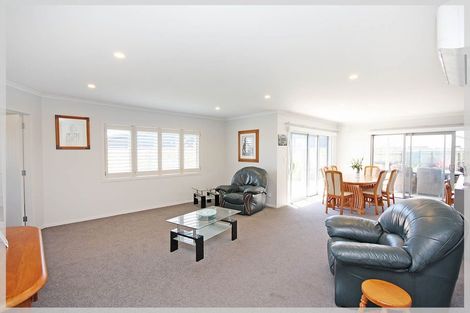 Photo of property in 10 Story Street, Foxton Beach, Foxton, 4815
