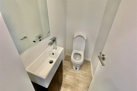 Photo of property in 14a Andrew Road, Howick, Auckland, 2010