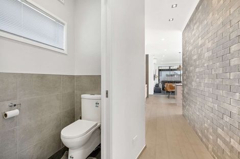 Photo of property in 1 Fermi Lane, Papakura, 2110