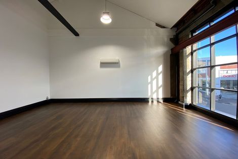 Photo of property in 1 Davy Street, Carterton, 5713