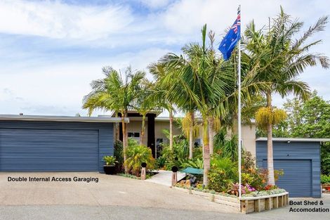 Photo of property in 56 Old Waipu Road, Mangawhai, 0505