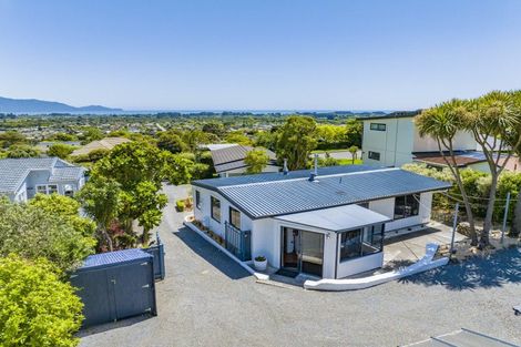 Photo of property in 5 Kotare Street, Waikanae, 5036