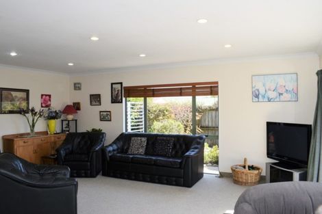 Photo of property in 57b Kirk Street, Otaki, 5512