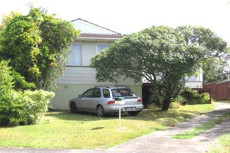 Photo of property in 15 Karo Place, Glendene, Auckland, 0602