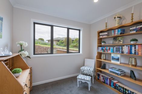 Photo of property in 17 Clairmont Heights, Stoke, Nelson, 7011