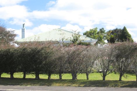 Photo of property in 79 Catherine Crescent, Whitianga, 3510