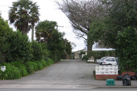 Photo of property in Cedarwood Flats, 2/15 Opaki Road, Lansdowne, Masterton, 5810