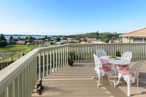 Photo of property in 7 Oakland Way, Welcome Bay, Tauranga, 3112