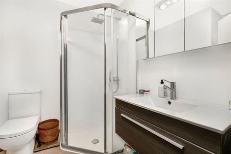 Photo of property in 31/11 Ray Small Drive, Papakura, 2110