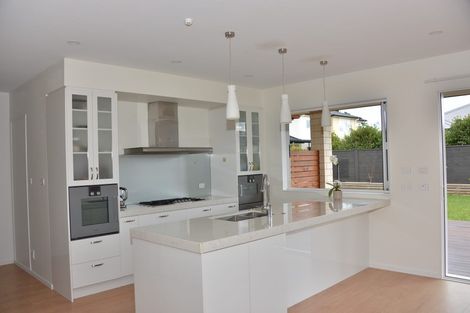 Photo of property in 16 Orchard Terrace, Riverhead, 0820