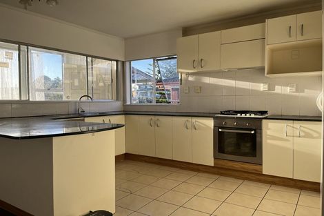 Photo of property in 13 Marriott Road, Pakuranga, Auckland, 2010