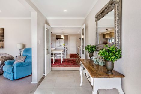 Photo of property in 2 Wawatai Drive, Karaka, Papakura, 2113