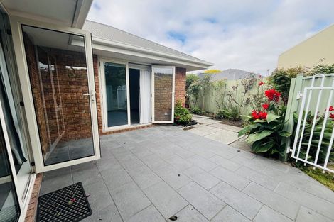 Photo of property in 8 Ridgewood Place, Shirley, Christchurch, 8061