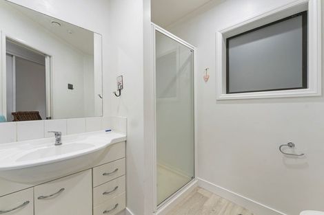 Photo of property in Paramount Apartments, 21/281 Maunganui Road, Mount Maunganui, 3116