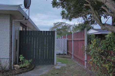 Photo of property in 32 Cecil Place, Cloverlea, Palmerston North, 4412