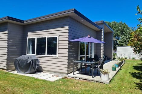 Photo of property in 77 Dublin Street, Martinborough, 5711