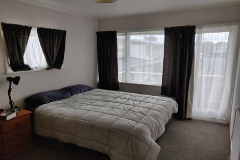 Photo of property in 8 Collingwood Court, Hokowhitu, Palmerston North, 4410