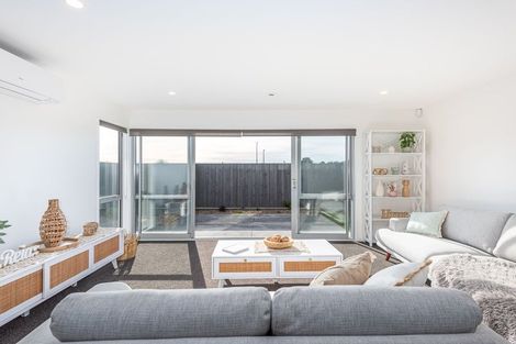 Photo of property in 7 Kakapo Lane, Redwood, Christchurch, 8051