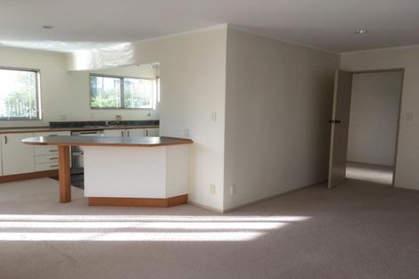 Photo of property in 5 Alister Way, Churton Park, Wellington, 6037