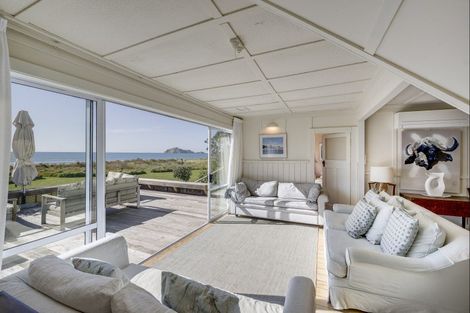 Photo of property in 10 Moori Road, Waimarama, 4294