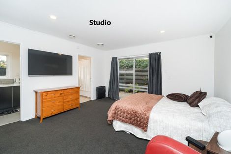 Photo of property in 8 Aintree Crescent, Awapuni, Palmerston North, 4412